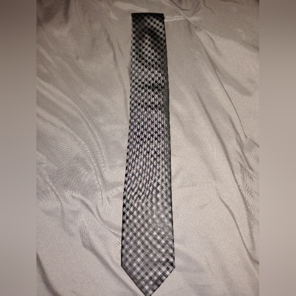 Bellissimo Gray Tie with Checkered Pattern